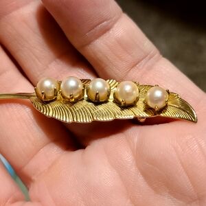 Rare Find! Gold Leaf Brooch with Pearls